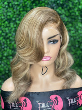 Load image into Gallery viewer, Holli Honey Blonde Unit