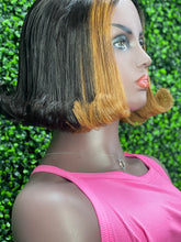 Load image into Gallery viewer, Custom Starr U Part Bob Wig
